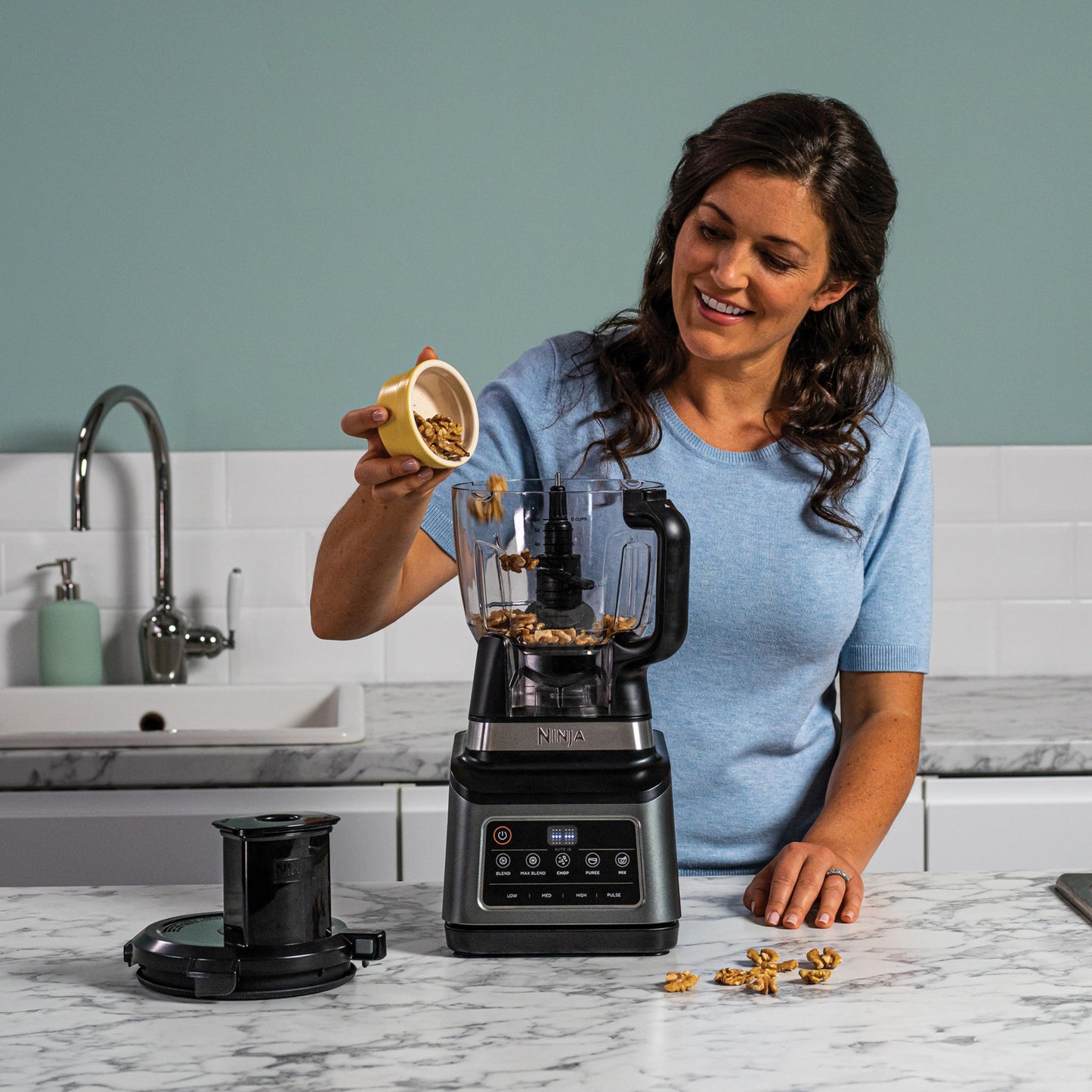 Ninja 3-in-1 Food Processor & Blender with 5 Automatic Programs